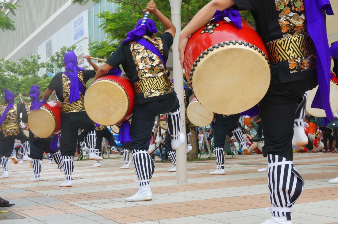 世替わりを経て、今もなお連綿と続く食文化と芸能